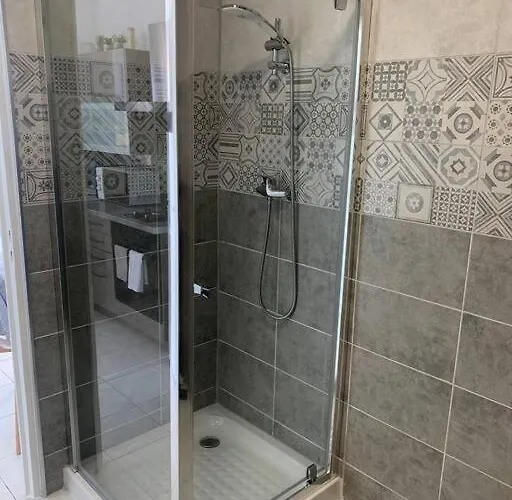 Appartement 35m2 Climatise A 10 Min D'ajaccio